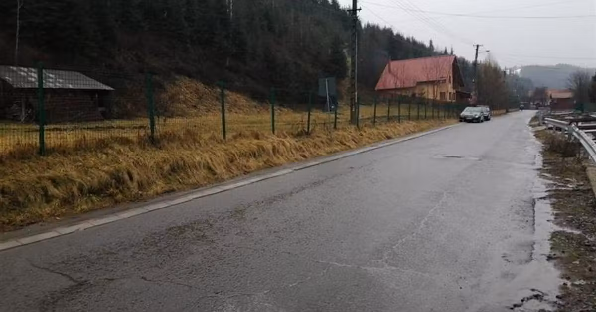 Teren Construcții intravilan de vânzare de 831 mp, în Toplița
