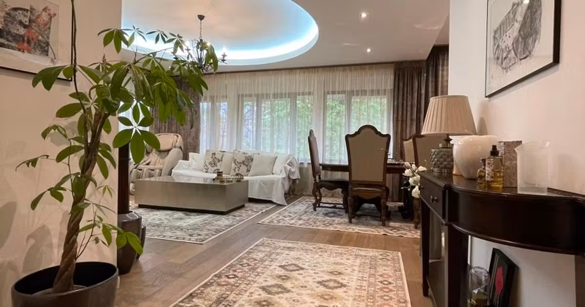 Apartament de vânzare cu 3 camere, mobilat în zona Primăverii, Sector 1