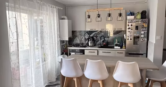 Apartament Florești