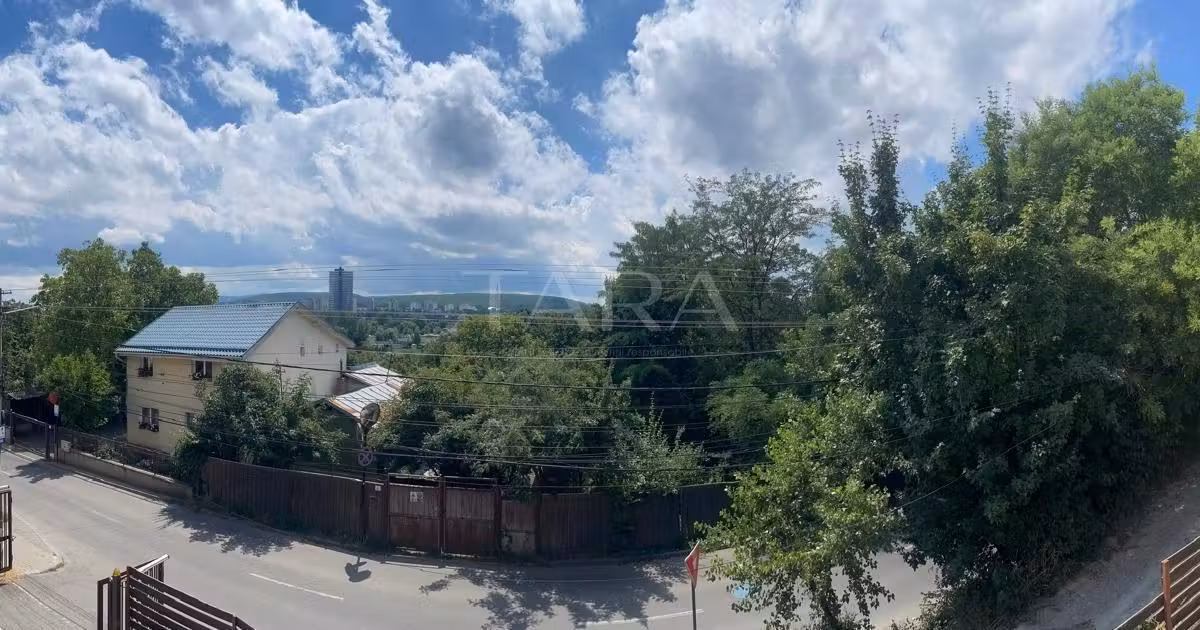 Apartament de vânzare cu 3 camere, mobilat în zona Grigorescu, Cluj-Napoca
