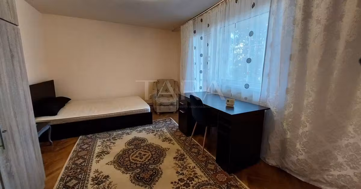 Apartament de vânzare cu 4 camere, mobilat în zona Mănăștur, Cluj-Napoca