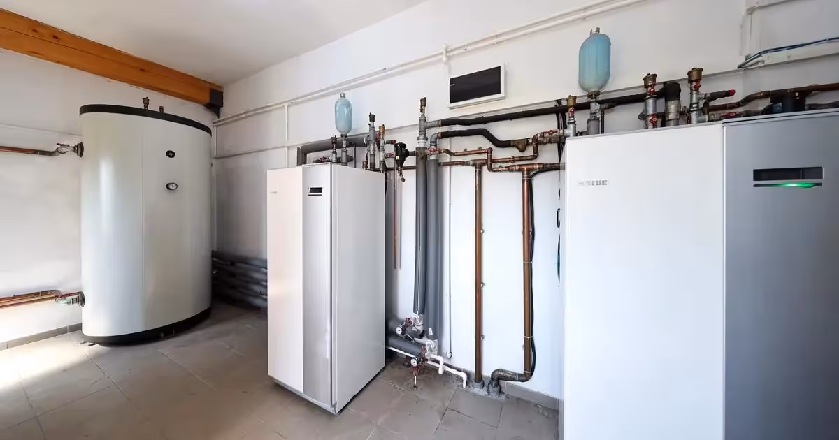 Proprietate specială de vânzare 1120 mp în Podu Oltului