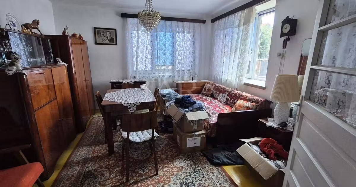 Casă individuală de vânzare cu 3 camere în zona Someșeni, Cluj-Napoca
