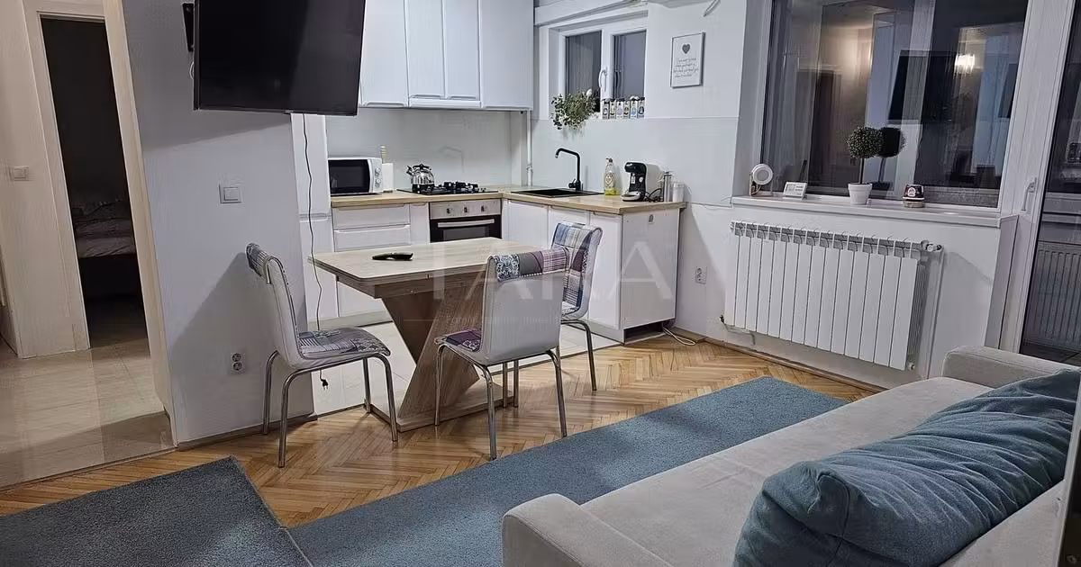 Apartament de vânzare cu 4 camere, mobilat în zona Mănăștur, Cluj-Napoca