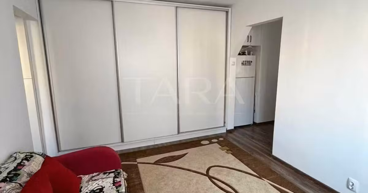 Apartament de vânzare cu 3 camere, mobilat în zona Mănăștur, Cluj-Napoca