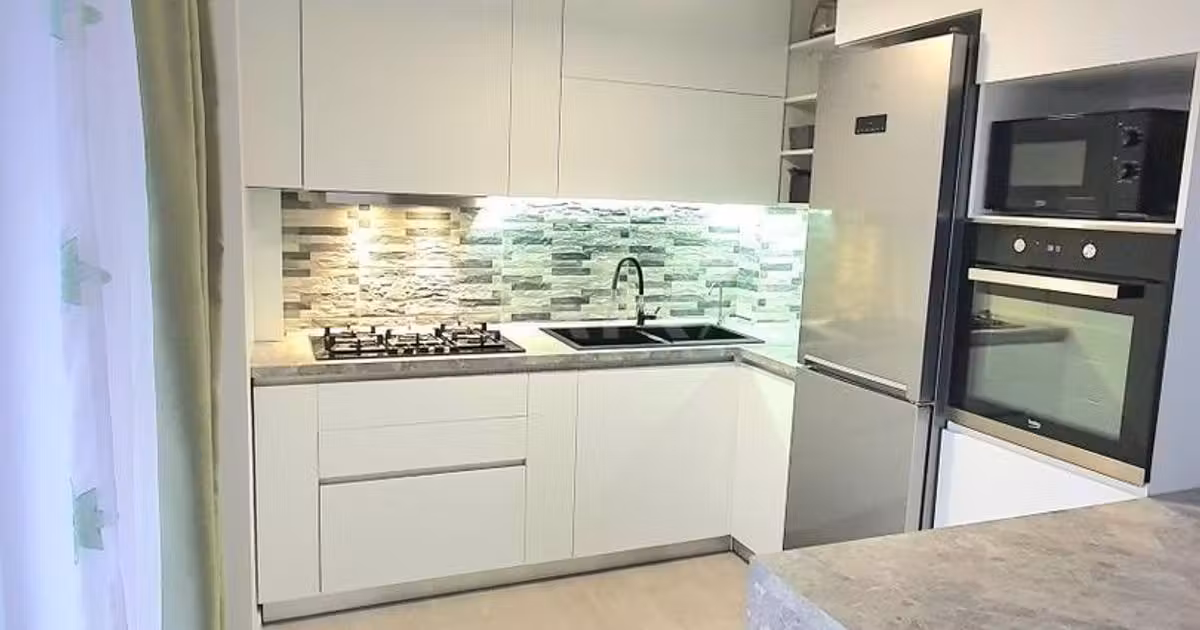 Apartament de vânzare cu 3 camere, mobilat în zona Bună Ziua, Cluj-Napoca