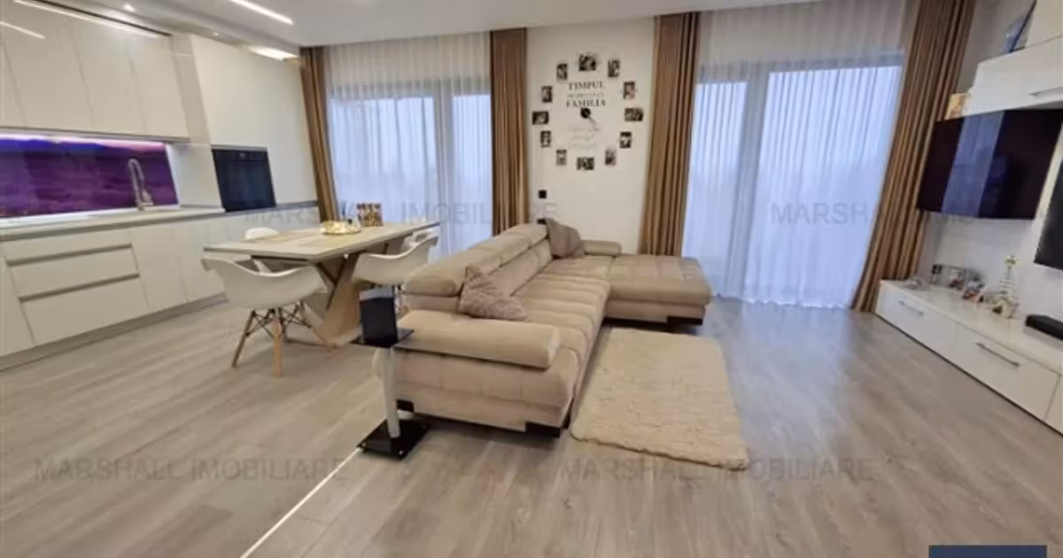 Apartament de vânzare cu 3 camere, mobilat în zona Albert, Ploiești