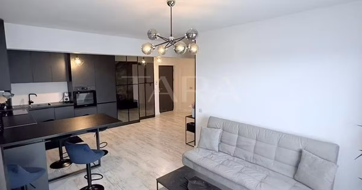 Apartament de vânzare cu 3 camere în Baciu