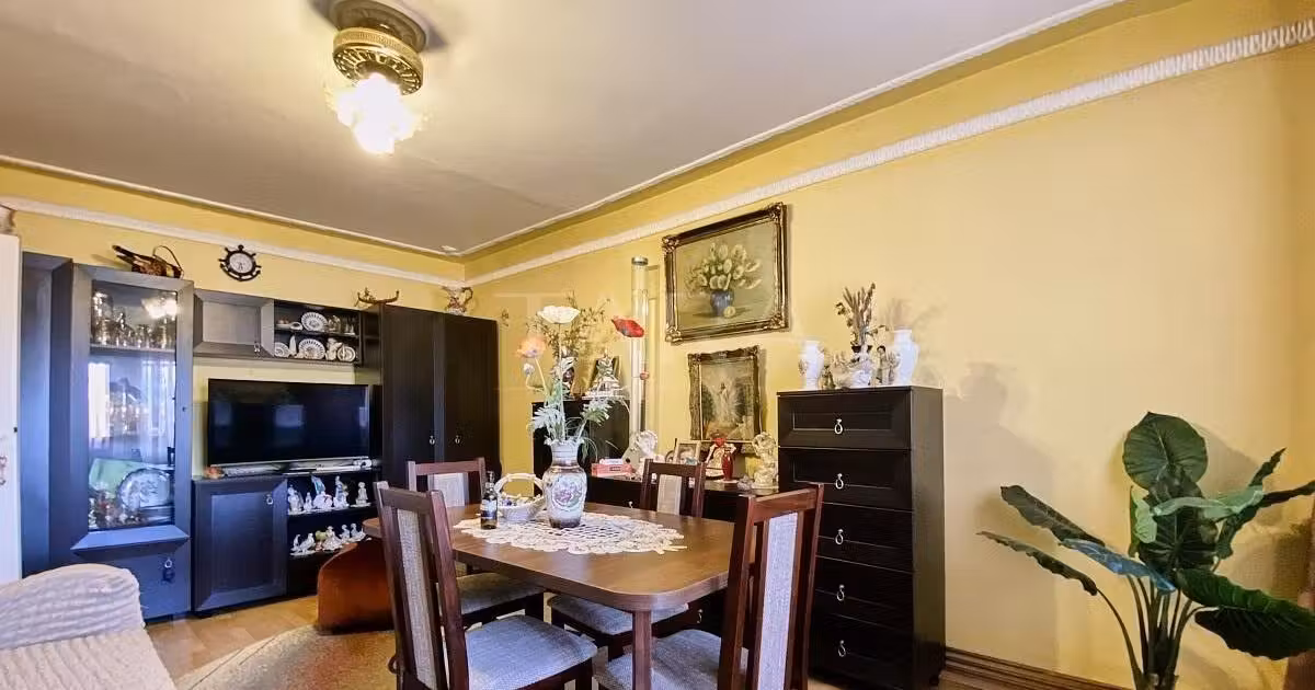 Apartament de vânzare cu 3 camere, mobilat în zona Zorilor, Cluj-Napoca