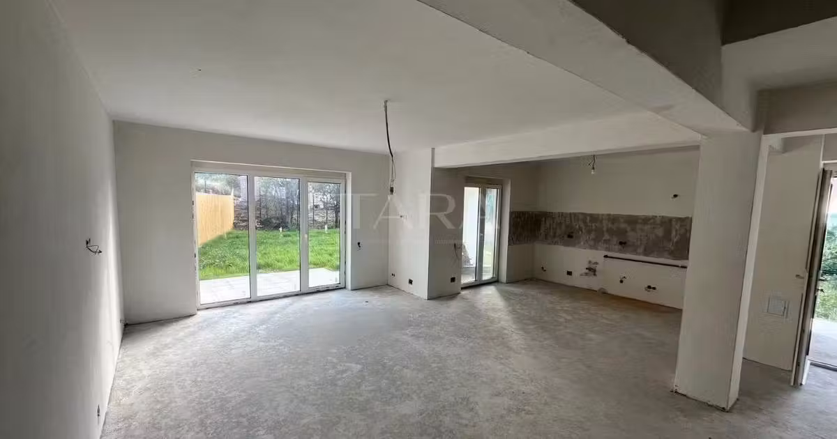 Duplex de vânzare cu 5 camere în Feleacu