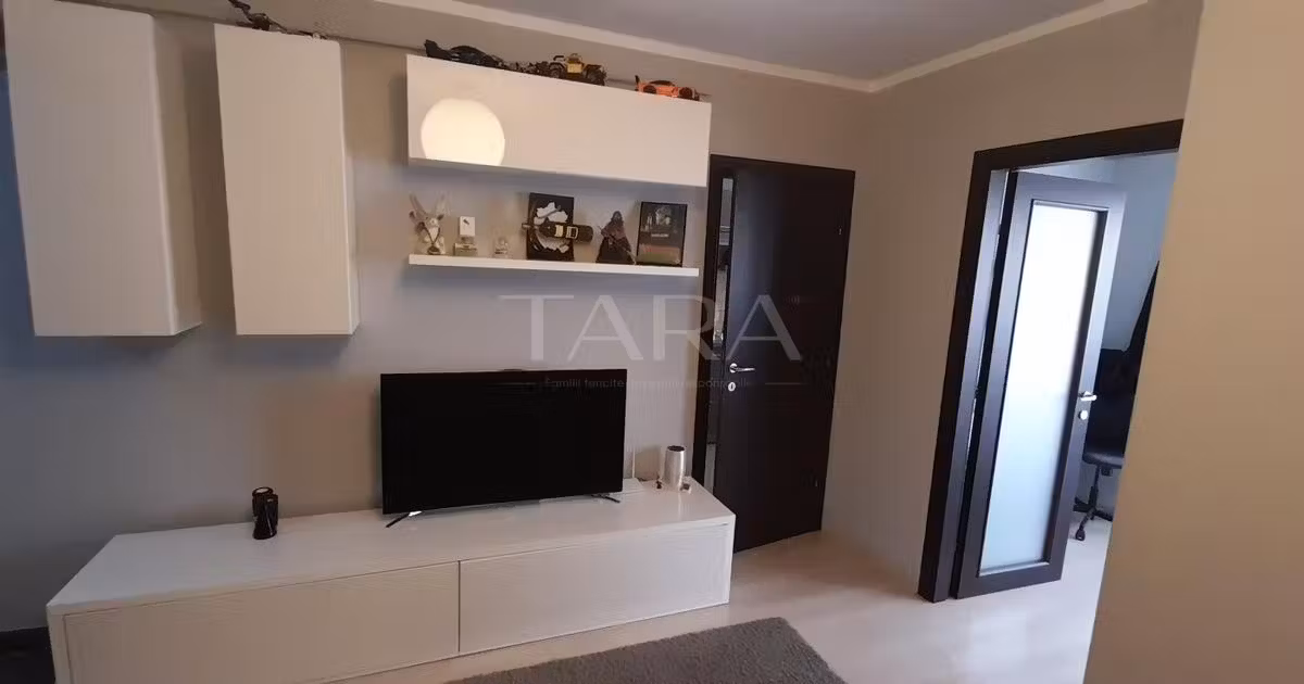 Apartament de vânzare cu 2 camere, mobilat în Florești
