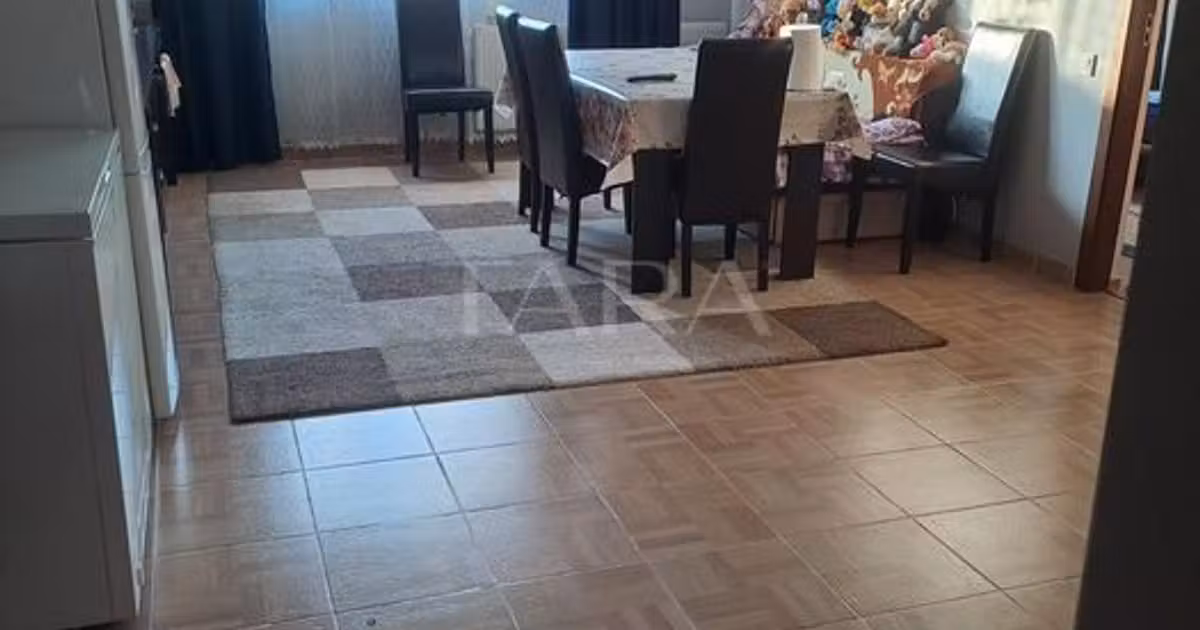 Apartament de vânzare cu 2 camere, mobilat în Florești