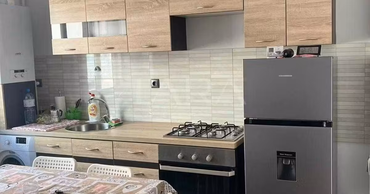 Apartament de vânzare cu 2 camere, mobilat în Florești