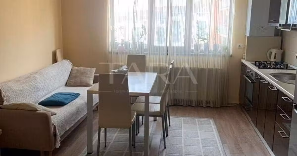 Apartament de vânzare cu 3 camere în Florești