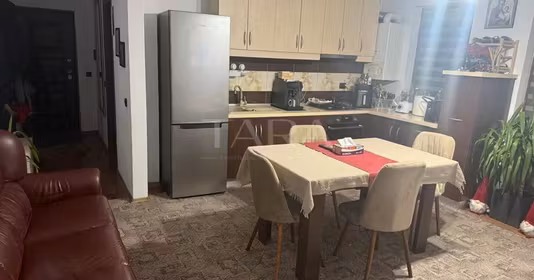 Apartament Florești