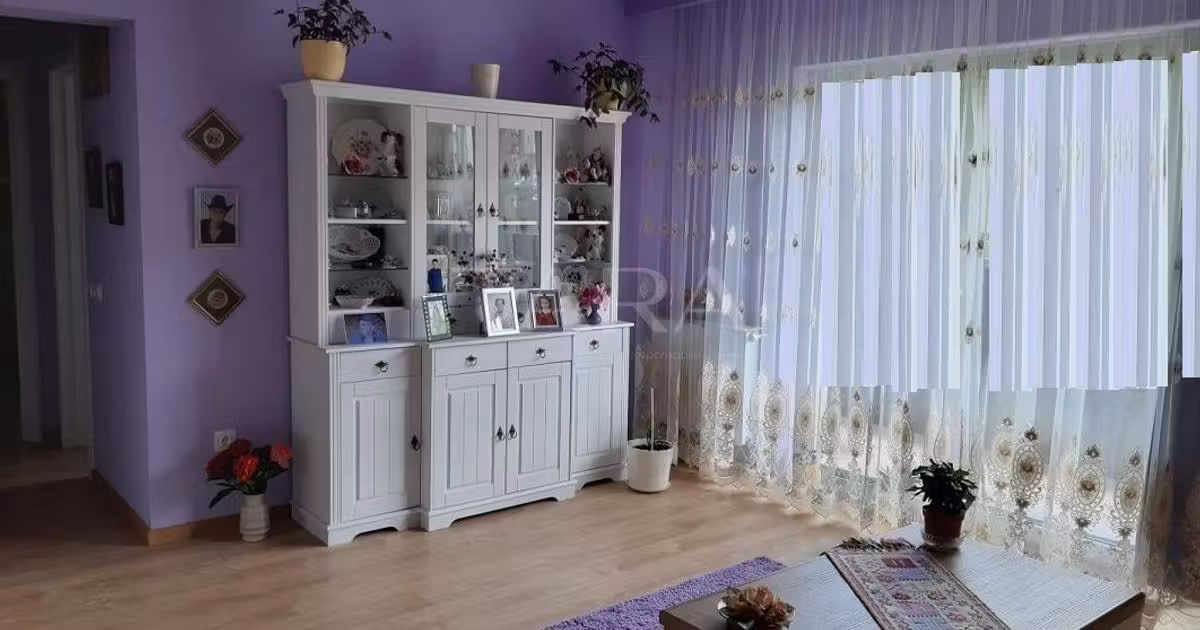 Apartament de vânzare cu 2 camere, mobilat în Florești