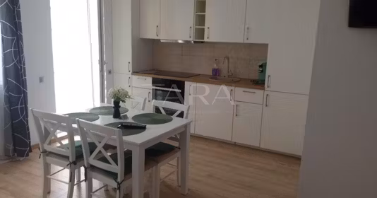 Apartament Florești