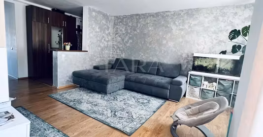 Apartament Florești
