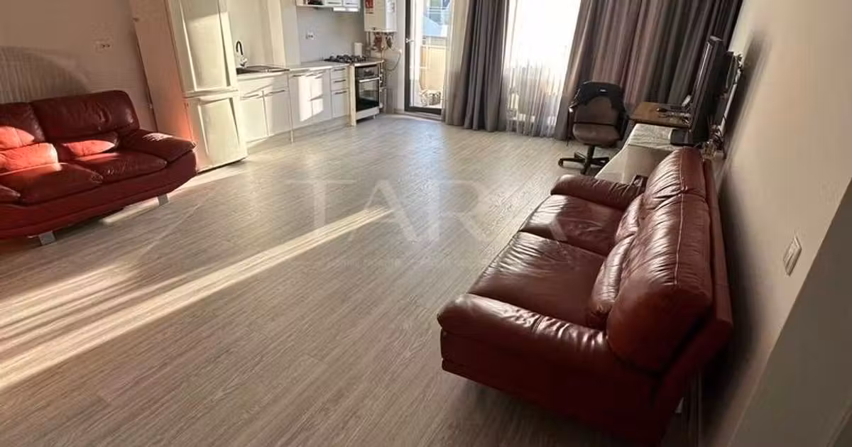 Apartament de vânzare cu 3 camere în Florești