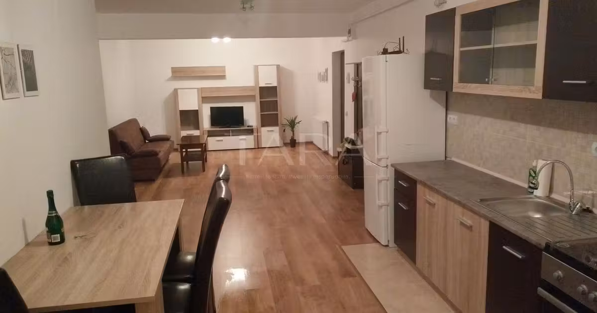 Apartament de vânzare cu 2 camere, mobilat în Florești
