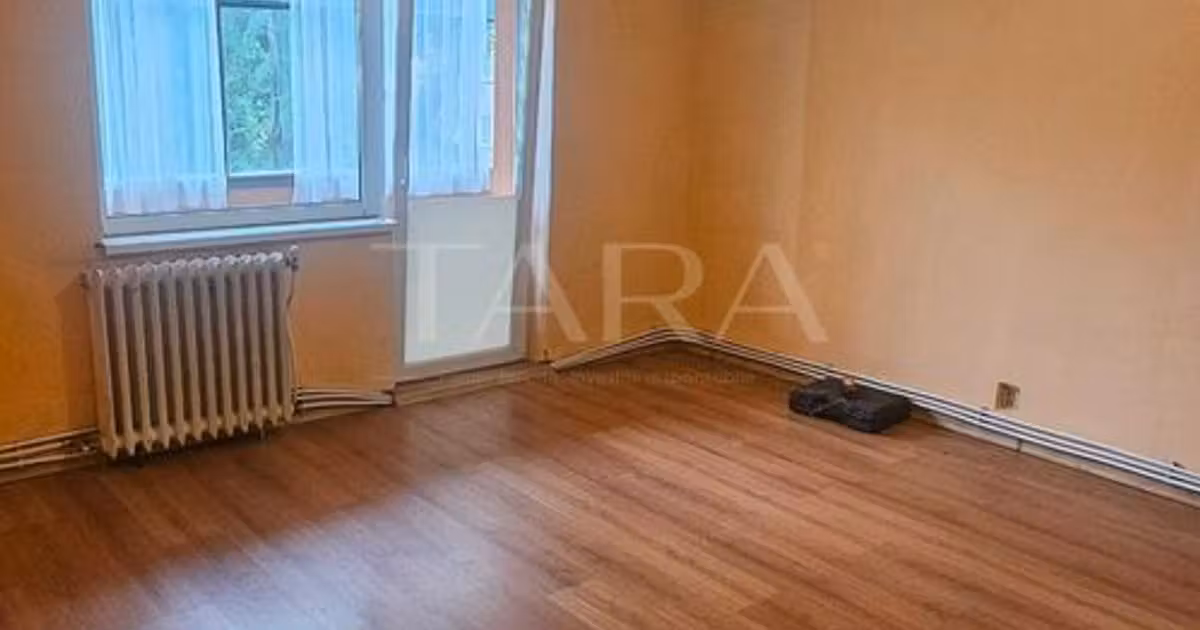 Apartament de vânzare cu 4 camere în zona Dâmbul Rotund, Cluj-Napoca