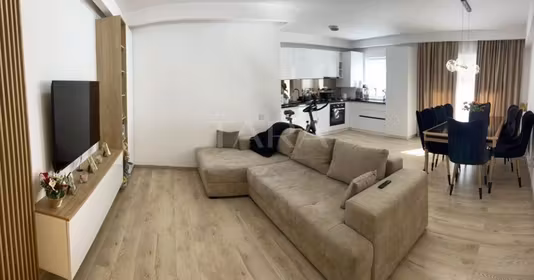 Apartament Florești