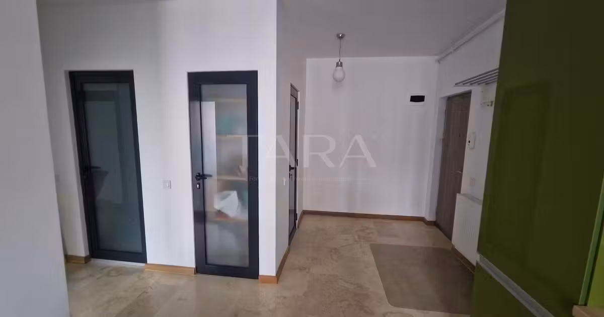 Apartament de vânzare cu 2 camere, mobilat în zona Vest, Cluj-Napoca
