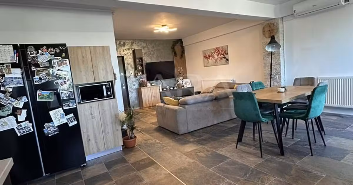 Apartament de vânzare cu 2 camere în Florești