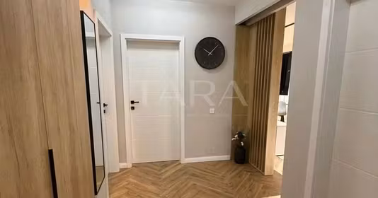 Apartament Florești