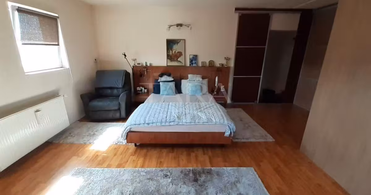 Apartament de vânzare cu 4 camere, mobilat în Apahida