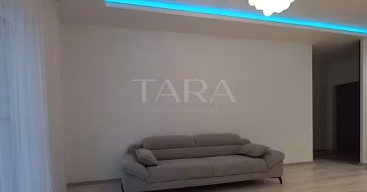 Apartament Florești