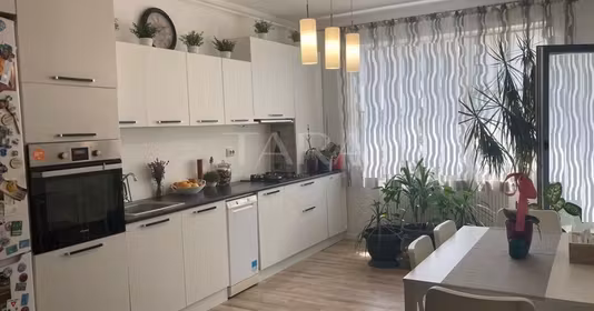 Apartament Florești