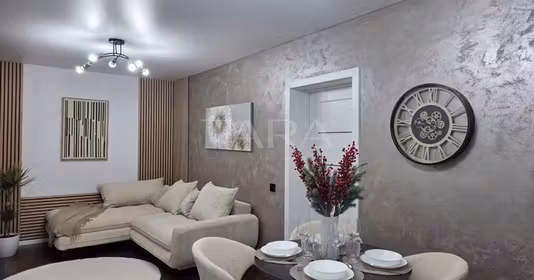 Apartament Florești