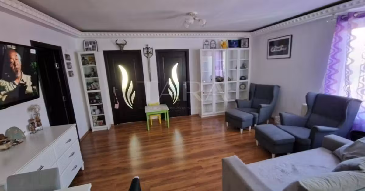Apartament de vânzare cu 3 camere în Florești
