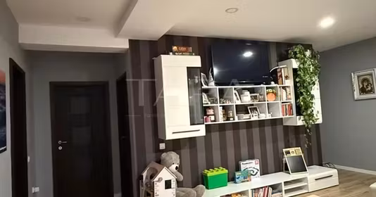 Apartament Florești