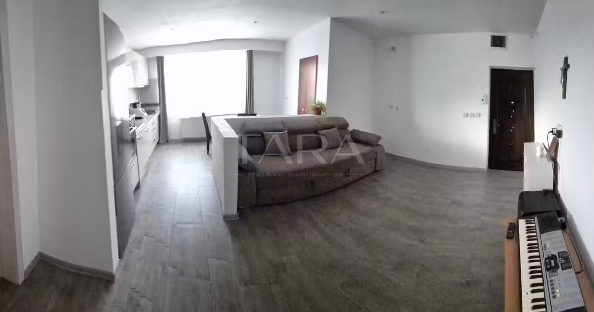 Apartament de vânzare cu 3 camere, mobilat în Florești