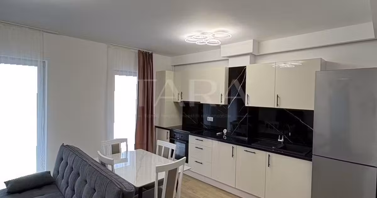 Apartament de vânzare cu 2 camere, mobilat în Florești