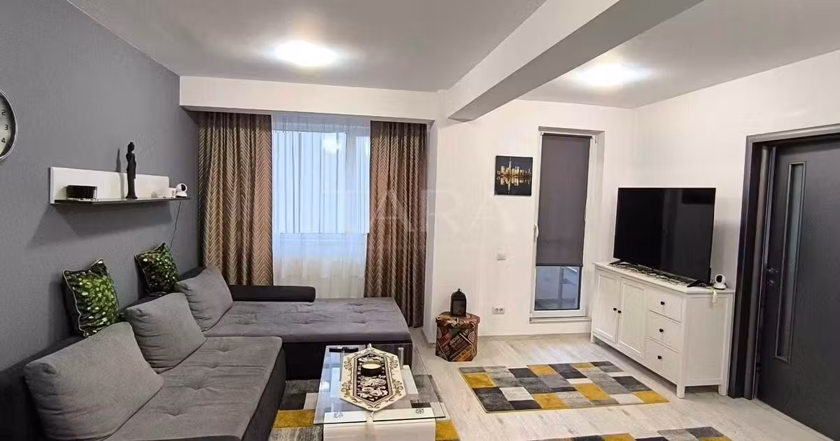 Apartament de vânzare cu 3 camere, mobilat în Florești