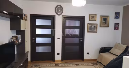 Apartament Florești