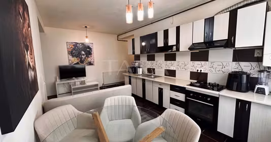Apartament Florești