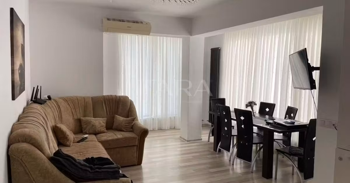 Apartament de vânzare cu 3 camere, mobilat în Florești