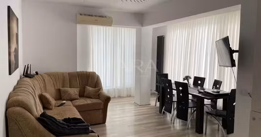 Apartament Florești