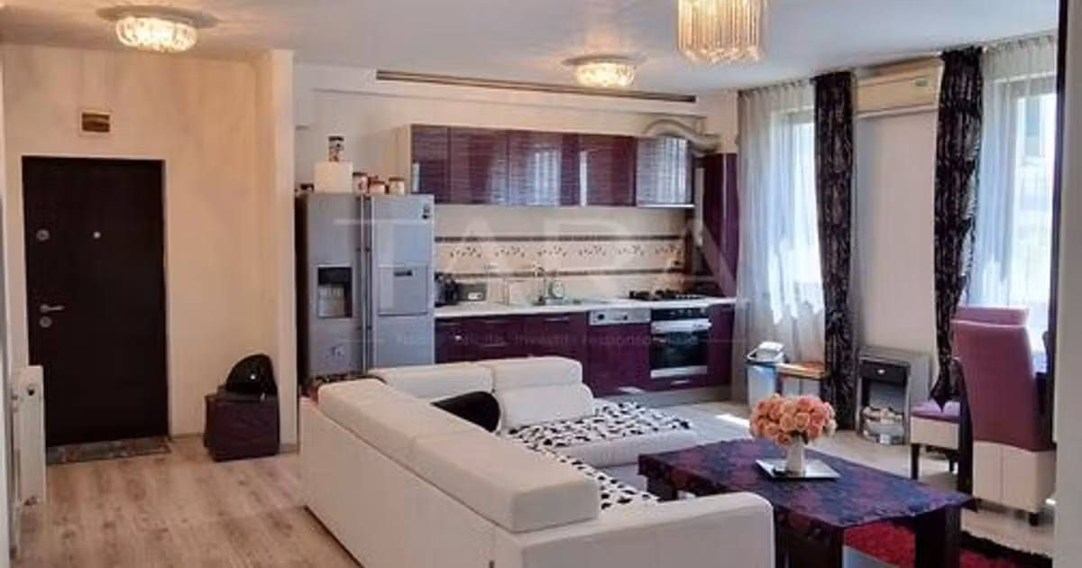 Apartament de vânzare cu 3 camere, mobilat în Florești