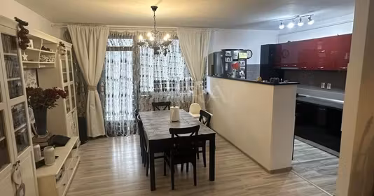 Apartament Florești