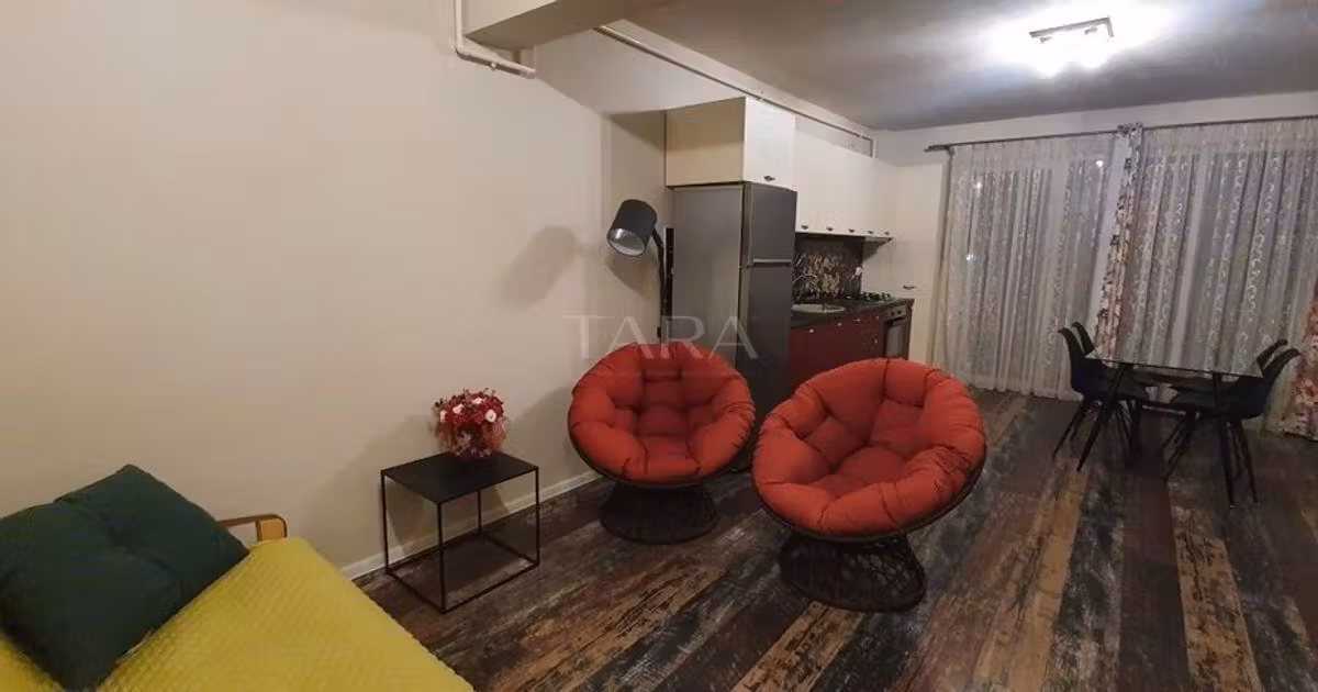 Apartament de vânzare cu 2 camere, mobilat în zona Vest, Cluj-Napoca