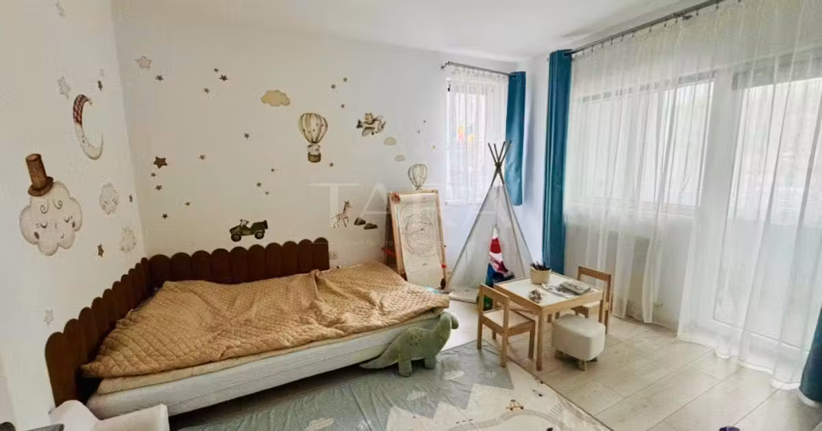 Apartament de vânzare cu 3 camere, mobilat în zona Vest, Cluj-Napoca