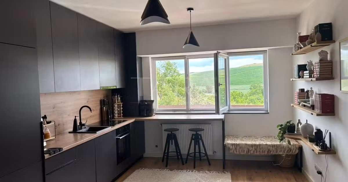 Apartament de vânzare cu 2 camere, mobilat în Apahida