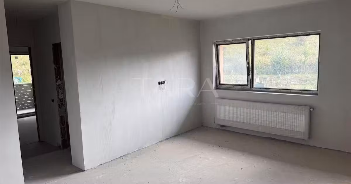 Apartament de vânzare cu 6 camere în Florești