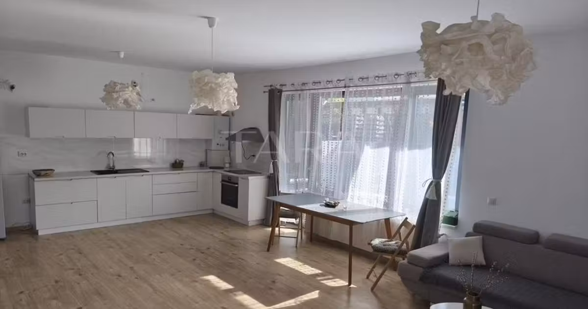 Duplex de vânzare cu 4 camere, mobilat în Florești