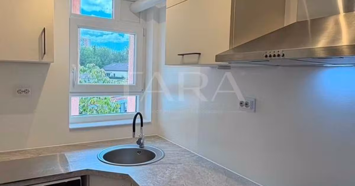 Apartament de vânzare cu 2 camere, mobilat în zona Plopilor, Cluj-Napoca
